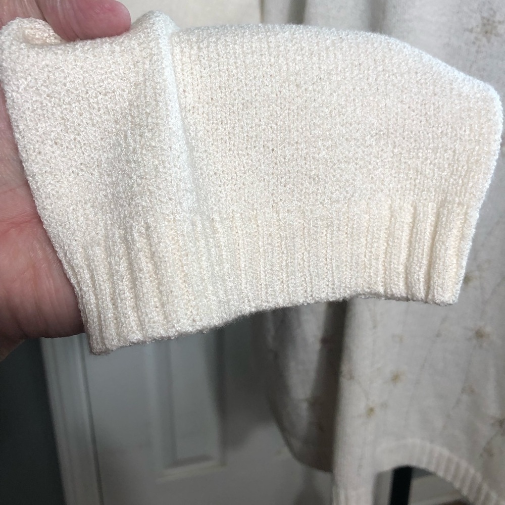 Cream and Gold Star Accent Acrylic Sweater - Picture 5 of 8